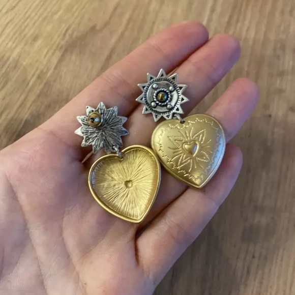 Sun Star Heart Drop Etched Earrings - Picture 5 of 8